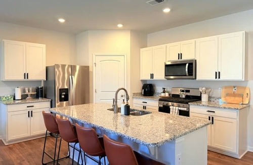 Antioch House | Fantastic 4-bedroom house with AC in vibrant Nashville
