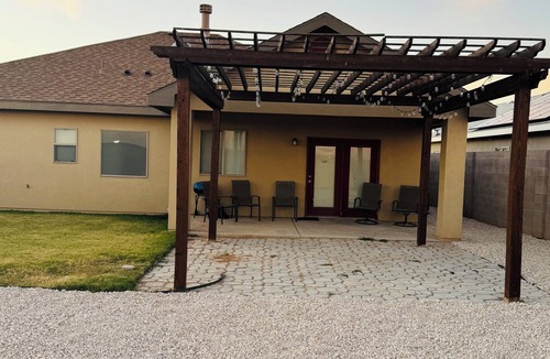 Hobbs House | Fantastic 4-bedroom house with Garage access in Hobbs