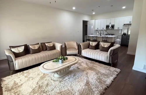 MacGregor Ski Chalet | Fantastic 4BR Houston Chalet Near NRG, TSU, UofH, & Medical Center