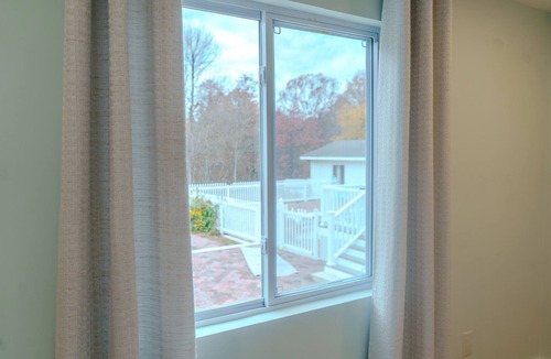 Middle Hope House | Fantastic 5-bedroom house with a pool in charming Clintondale