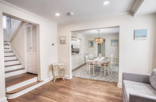 Atlantic City House | Fantastic 6-bedroom house in charming Ventnor City 1 1/2 blocks to the beach