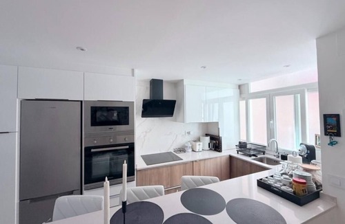 Ventas Apartment | FANTASTIC APARTMENT, NEWLY RENOVATED