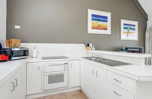 Victor Harbor House | Fantastic Beachside Townhouse