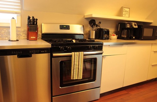 North Central Apartment | Fantastic Central Location in Downtown San Mateo