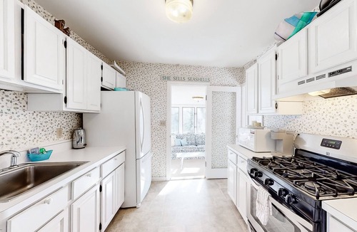 Cedar Bushes House | Fantastic Family-Friendly Gem w/Spacious Deck, Fast WiFi, & Beach Access Nearby