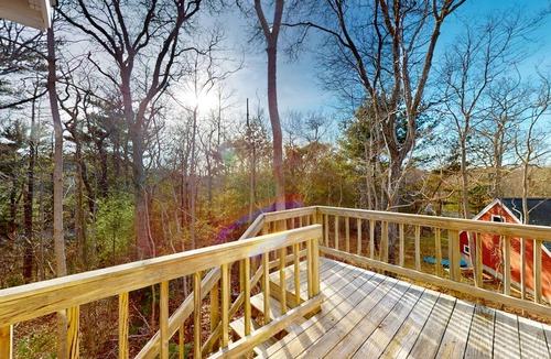 Cedar Bushes House | Fantastic Family-Friendly Gem w/Spacious Deck, Fast WiFi, & Beach Access Nearby