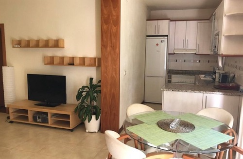 L'Escala Apartment | Fantastic first floor apartment with private garden - Ideal for families