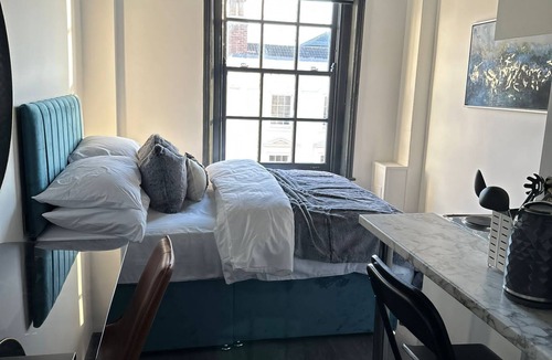 Leamington Spa Apartment | Fantastic Studio Apartment