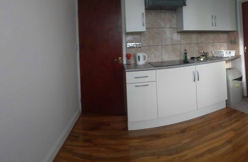 Tottenham Apartment | Fantastic ground floor apartment