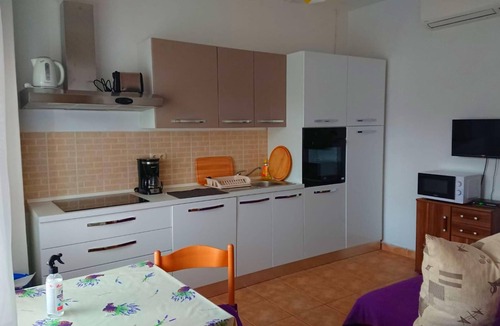Suha Punta House | Fantastic House Near to the Beach, Island Rab
