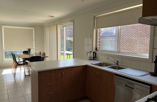 Lake Gardens House | Fantastic Lake Gardens location