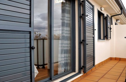 San Jorge Ski Chalet | Fantastic luxury townhouse . "A leap to Paradise".