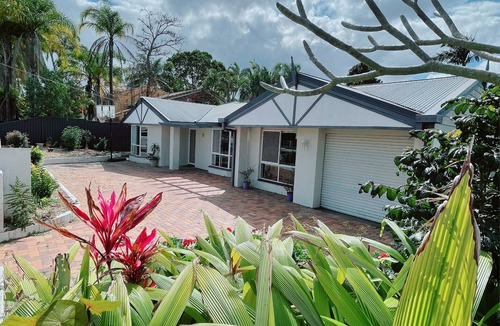 Hillcrest House | Fantastic Magnificent Get Away