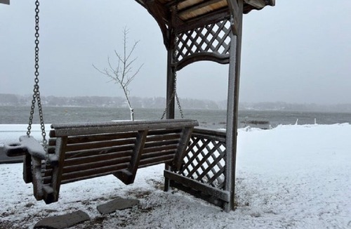 Orleans Cottage | Fantastic Orleans Waterfront 2BR Cottage