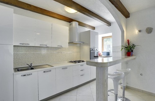 Dolenja Vas House | Fantastic panoramic finca with private pool, air conditioning, WLAN, terrace, barbecue