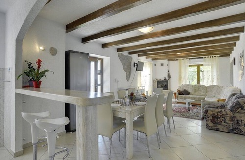 Dolenja Vas House | Fantastic panoramic finca with private pool, air conditioning, WLAN, terrace, barbecue