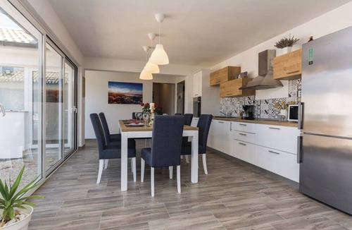 Velim House | Fantastic pool villa for 6 adults and 2 children and dog with sauna nearby
