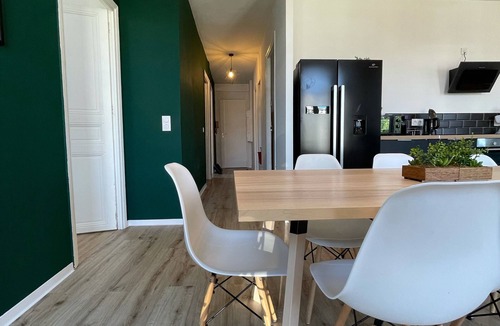 La Gare Apartment | Fantastic stay in T5/center/near the beach/9 pax/Place Catalogne😍