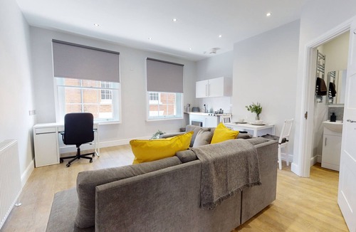 Coventry City Centre Apartment | Fantastic Studio Apartment