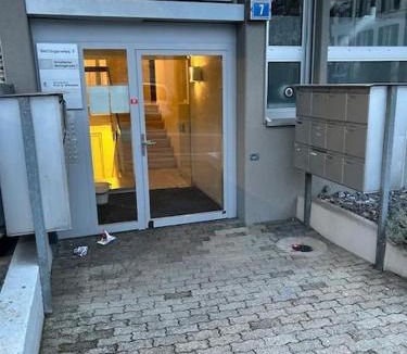 Hochschulen Apartment | Fantastic studio in the city centre - Art 8