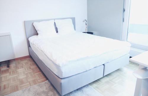 Hochschulen Apartment | Fantastic studio in the city centre - Art 8