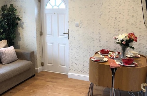 Barrow Gurney Apartment | fantastic two bedrooms apartment