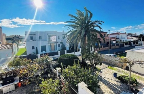 Empuriabrava Ski Chalet | Fantastic vacation villa