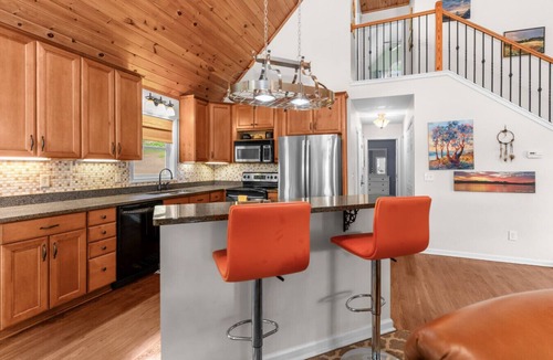 Milledgeville House | Fantastic View and No Pet Fee, Kayaks, Dock