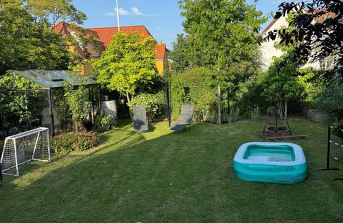 Bronshoj Villa | Fantastic villa with large garden! Only 20 minutes by bike from the center of KBH.