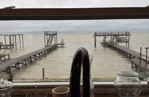 Smith Point House | Fantastic Waterfront Bayhouse