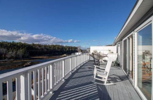 West Point House | Fantastic Waterfront Views