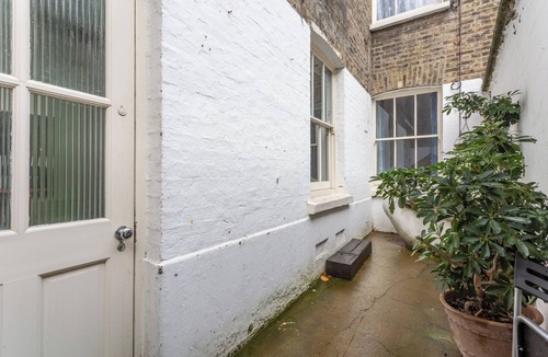 Walworth Apartment | Fantastically Located 2BD Flat, Kennington