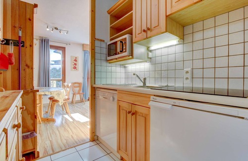 Morzine Apartment | Fanyon 9 : Central one bedroom + sleeping area
