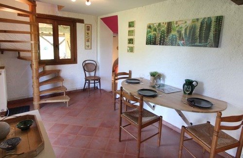 Lacourt-Saint-Pierre House | Far from the city and yet so close!