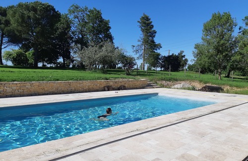 Lacourt-Saint-Pierre House | Far from the city and yet so close!