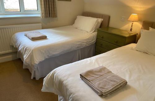 Bourton House | Far Hill Cottage