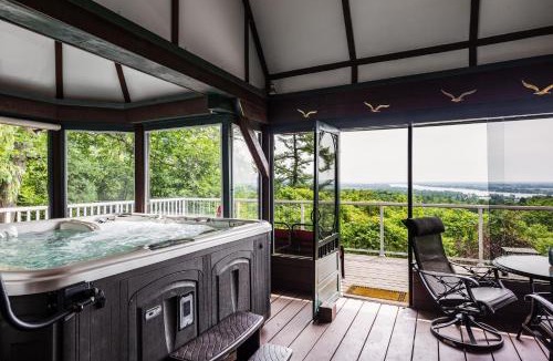 Montebello Villa | Far Horizons Luxury Vacation Home