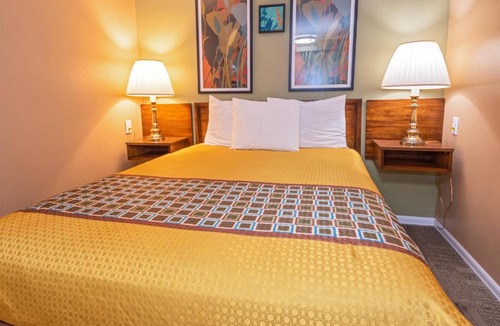 Forks Hotel | Far West Motel