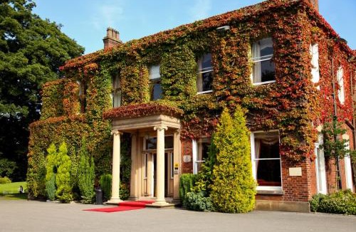 Farington Hotel | Farington Lodge Hotel