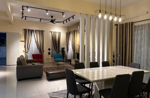 Rembia House | FARISH BUNGALOW HOMESTAY