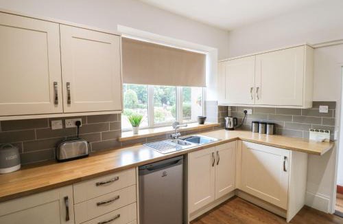 Farley House | Farley Cottage I