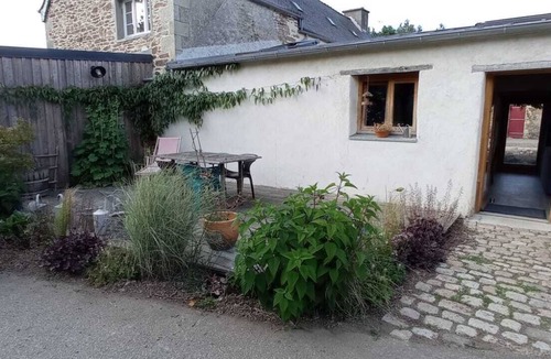 Plougonven House | Farm cottage