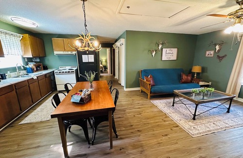 Bulverde House | Farm Fresh Retreat