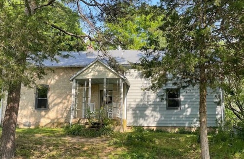 Mount Sterling House | Farm home on 143 beautiful acresn