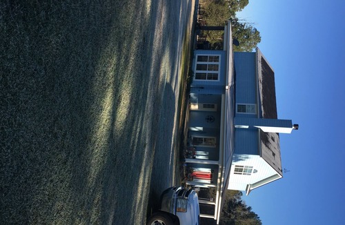 Claiborne Parish House | Farm home with horses and cattle on site.
