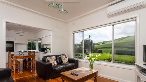 Johanna House | Farm House