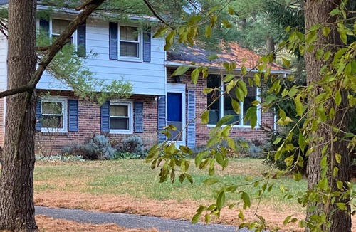 Baldwin House | Farm House Gateway!