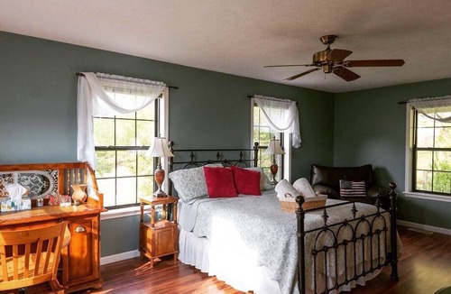 Harriet Other | Farm house overlooking pastures by the Buffalo River. Perfect starry nights.