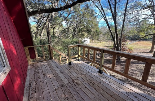 Leesville House | Farm Life at its finest