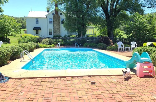 Haywood Cottage | Farm Living, Creature Comforts, & Centrally Located